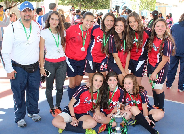 然是场上不 然是场上不